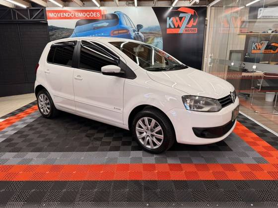 VOLKSWAGEN FOX 1.0 MI 8V FLEX 4P MANUAL VOLKSWAGEN FOX 1.0 MI 8V FLEX 4P MANUAL